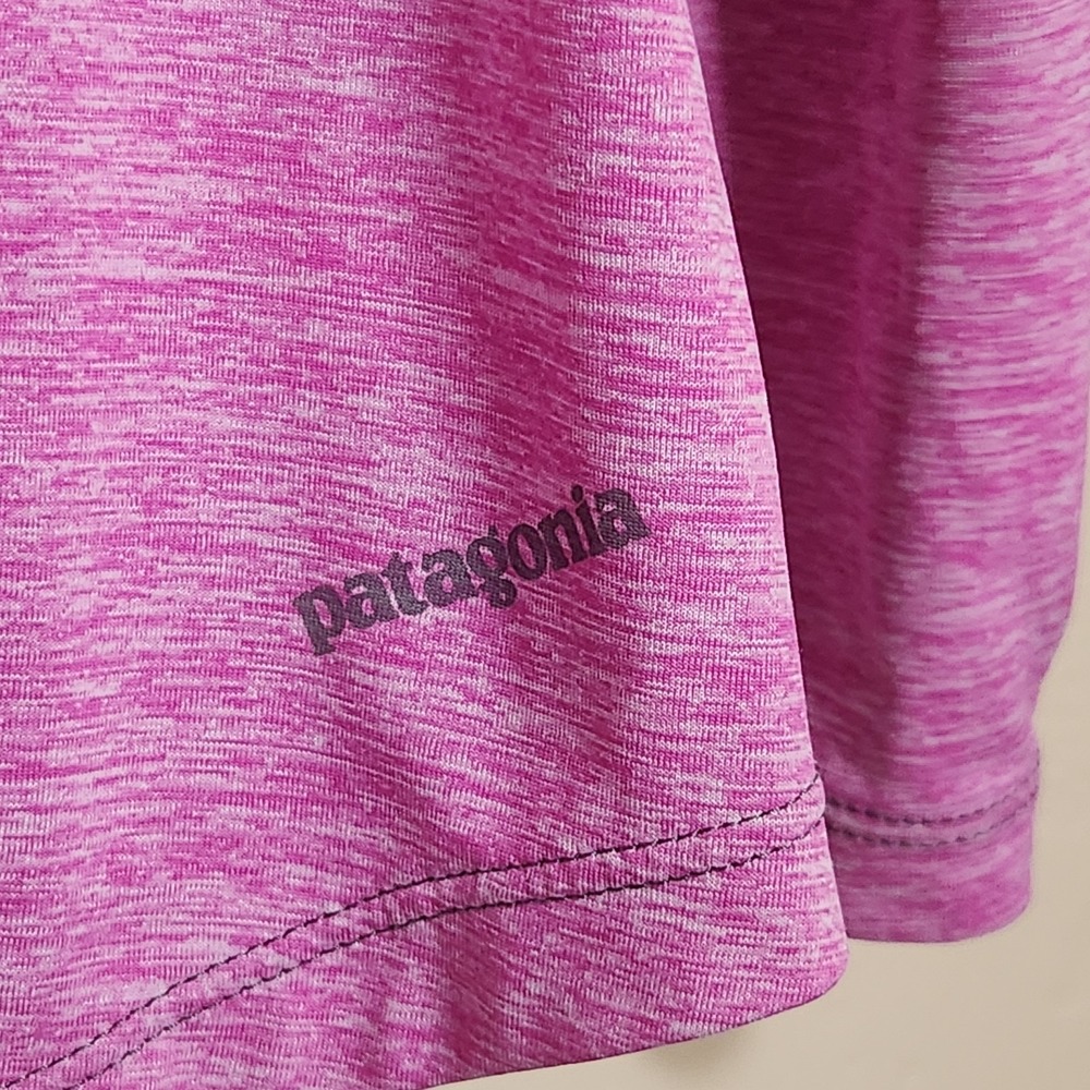 Patagonia Pink Long Sleeve Base Layer Thumb Holes Pocket Womens Size M - Picture 3 of 7